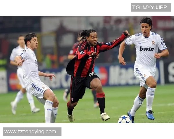 能劈叉踢球的足球天才盘点揭秘球场上最炫酷的高难度动作